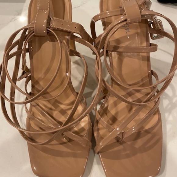 Nasty Gal, Nude strappy heels, US size 8 women's - Picture 3 of 3